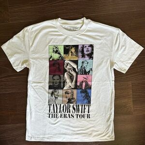 Taylor Swift Eras Tour Whit T-shirt